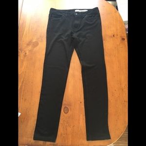 DKNY stretch pant/leggings size 6 NWOT